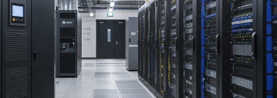 Data centre server racks