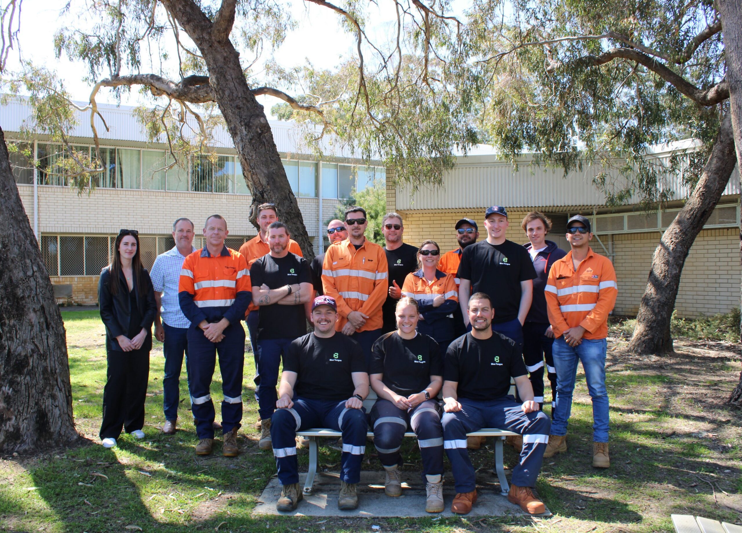 Blue Tongue apprentices and trainers on site